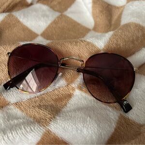 Round Tinted Sunglasses in Burgundy & Gold